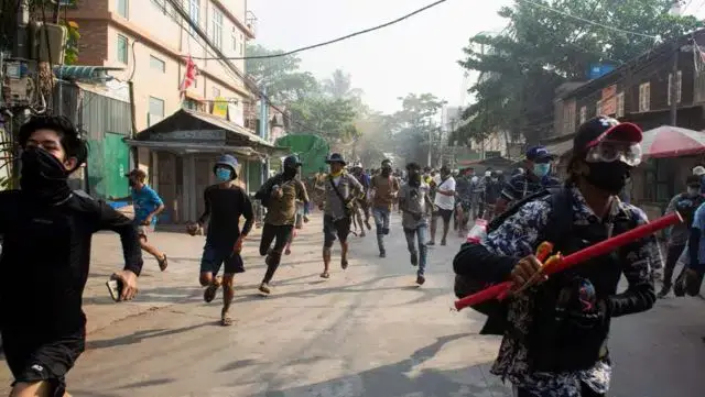 ONU, EUA e embaixadas acusam Junta militar de Myanmar de um massacre que vitimou cerca de 35 pessoas