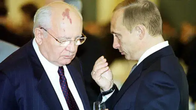 Russia Vladimir Putin não participará do funeral de Gorbachev