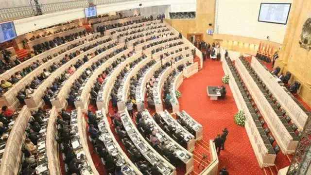 UNITA abandona parlamento em protesto