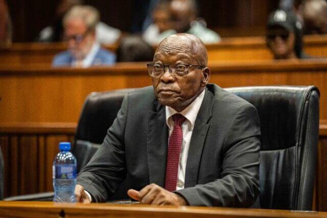 Juiz abandona caso contra Jacob Zuma