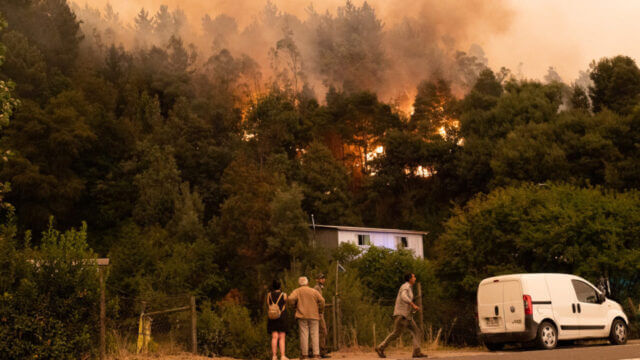 Sobe para 22 número de mortes por incêndios florestais no Chile
