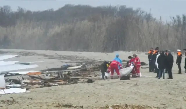 Sobe para 62 o número de mortos em naufrágio na Itália