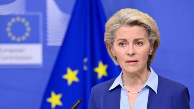 União Europeia impõe 10° pacote de sanções contra a Rússia