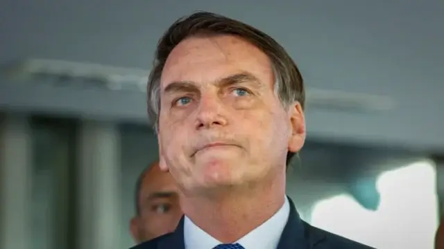 Bolsonaro confirma ter aceite presentes em viagens oficiais mas nega ilegalidade