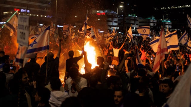 Os pontos mais polémicos da reforma judicial que dividem Israel