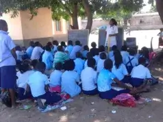 Há défice de sala de aulas na província de Maputo