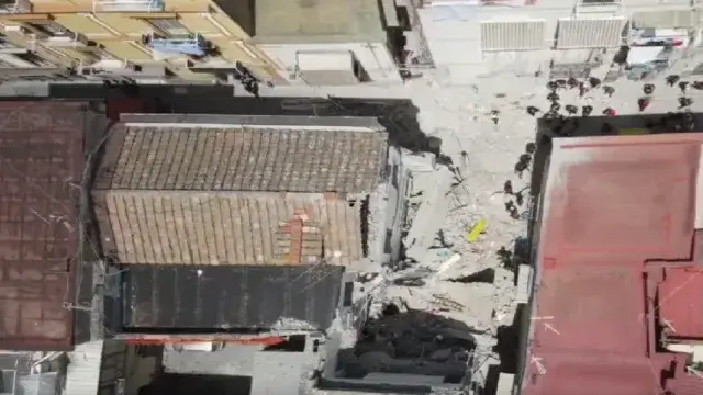 Edifício colapsa na província italiana de Nápoles