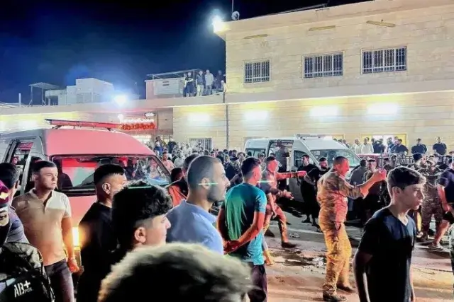 Mais de 100 mortos e 150 feridos em incêndio durante casamento no Iraque