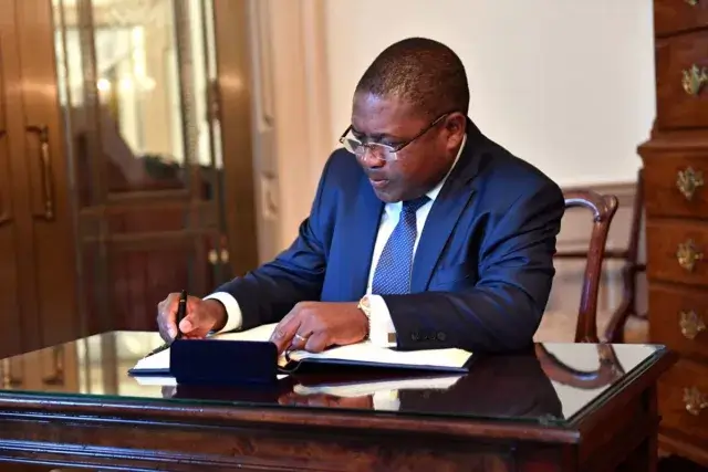PR Nyusi endereça condolências pelo falecimento do Bispo de Gurué