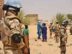 Al-Qaeda liberta paramédico sul-africano após seis anos de cativeiro