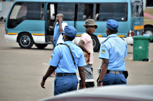 Inhambane- Sete agentes da PRM expulsos por mau comportamento