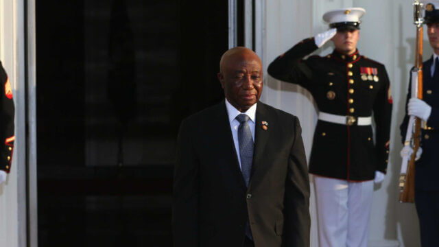 Ministro da Defesa da Libéria renunciou ao cargo poucos dias após assumir o cargo