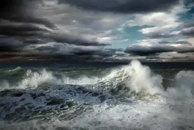 Tempestade Eleanor ameaça Moçambique com chuvas fortes e ventos