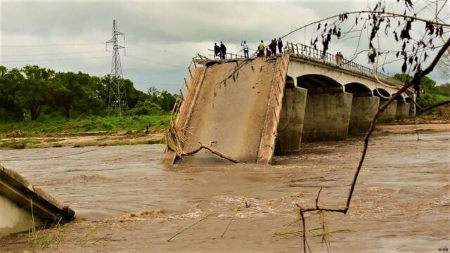 Vila de Quissanga isolada devido a colapso de ponte