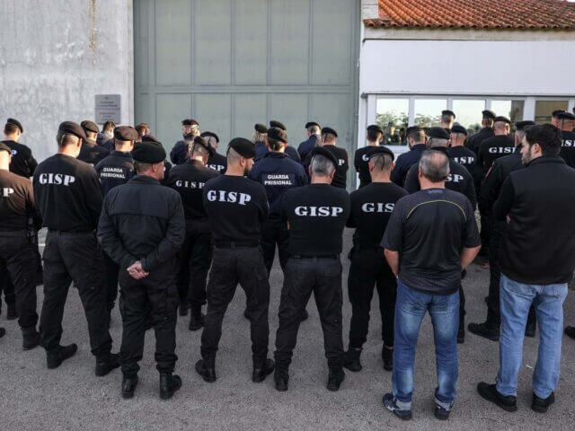 Guardas prisionais de Lisboa em greve contra o encerramento do estabelecimento até 2026