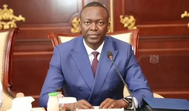 Primeiro-ministro do Chade anuncia candidatura à presidência