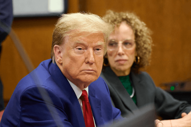 Trump enfrenta julgamento no caso Stormy Daniels