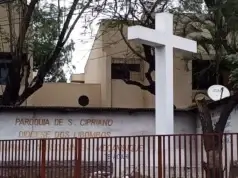 Padres anglicanos acusados de calúnia e difamação contra colega de congregação