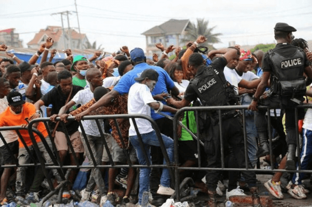 Congo- Sete mortos em tumulto durante concerto em Kinshasa