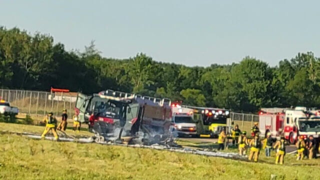 Queda de avião em aeroporto de Ohio resulta em três mortos