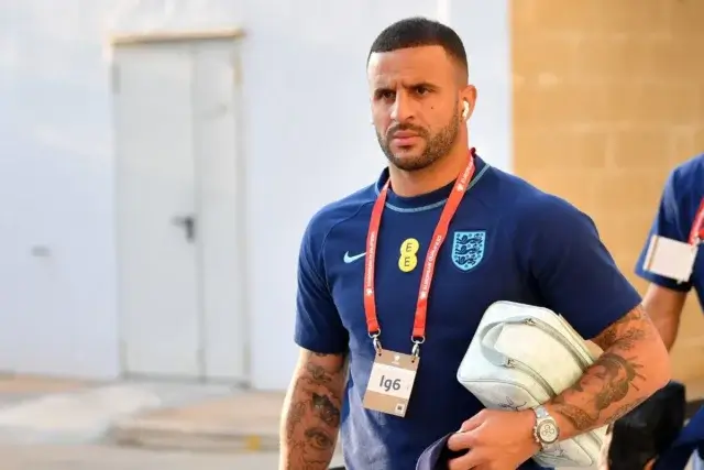 Ex-mulher do jogador Kyle Walker impõe exigências extravagantes em disputa judicial