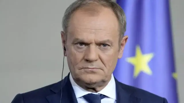 Tusk acusa Governo anterior de desvio de 23 mil milhões de euros
