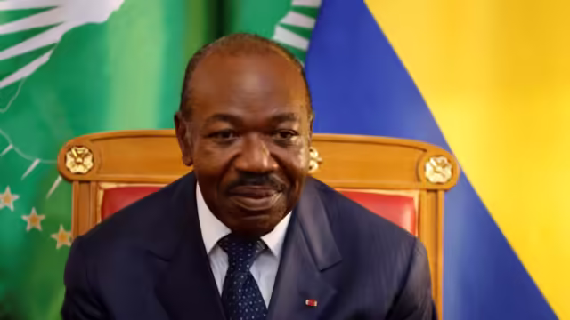 Gabão- Ex-presidente Ali Bongo anuncia a sua 'renúncia definitiva' à política