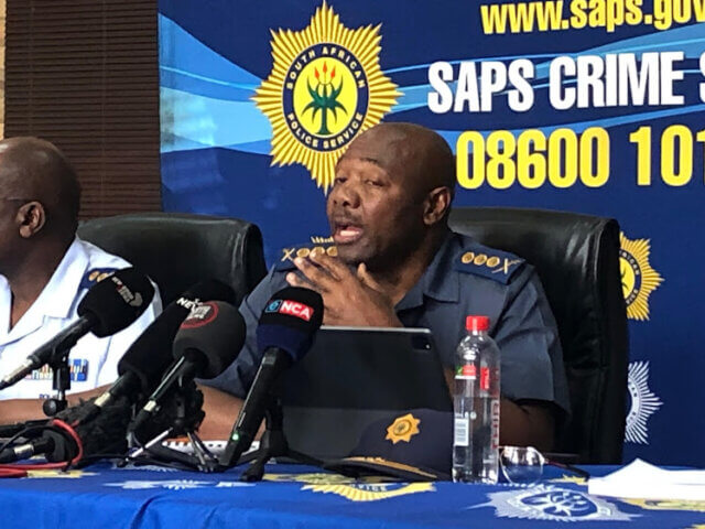 Polícia sul-africana detém suspeito de estupro e assassinato de menina em Soweto