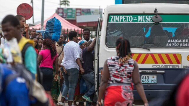 Primeiro-ministro apela ao retorno das actividades em Moçambique