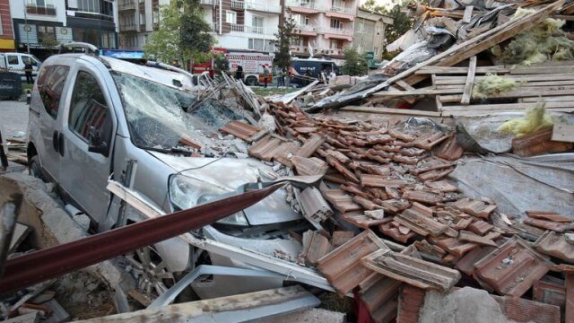 Terremoto de magnitude 6,1 na Turquia provoca uma morte e deixa dezenas de feridos