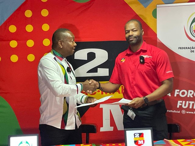 Cervejas de Moçambique apoia Mambas com dois milhões de meticais