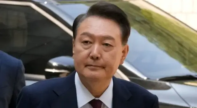 Ex-Presidente sul-coreano Yoon Suk-yeol acusado de favorecer inimigo