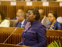 Primeira-Ministra garante pagamento regular dos salários na função pública