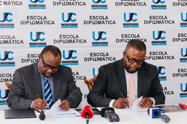 Universidade Joaquim Chissano e Fundação Moreira Chonguiça firmam parceria para