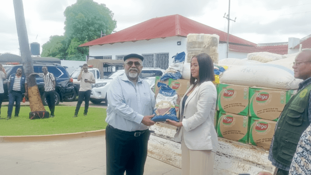 Deslocados de Memba beneficiam de insumos agrícolas em Nampula