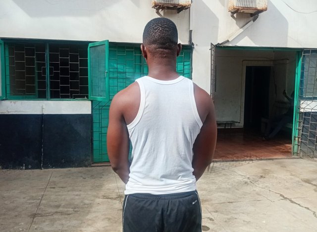 Jovem detido por falsificação de crimes em vídeo viral para