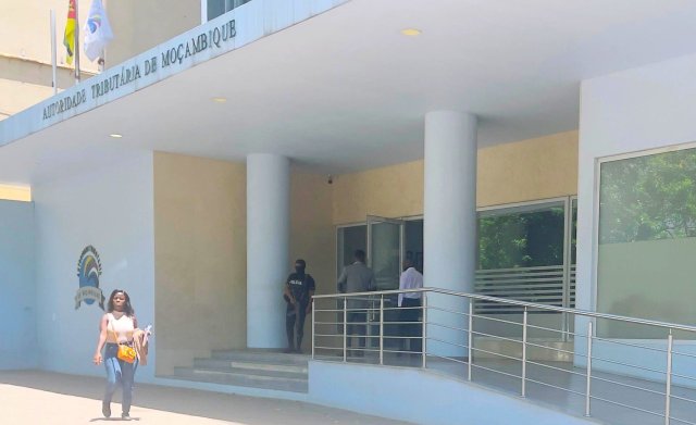 Operação anticorrupção atinge autoridades fiscais e instituições privadas