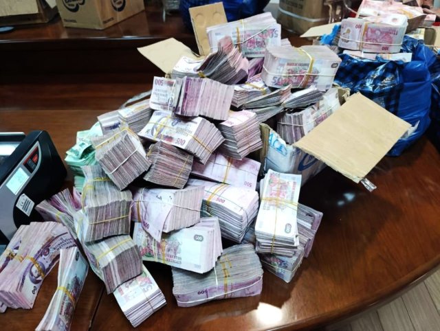 PGR apreende grandes quantias de dinheiro em investigação de fraude