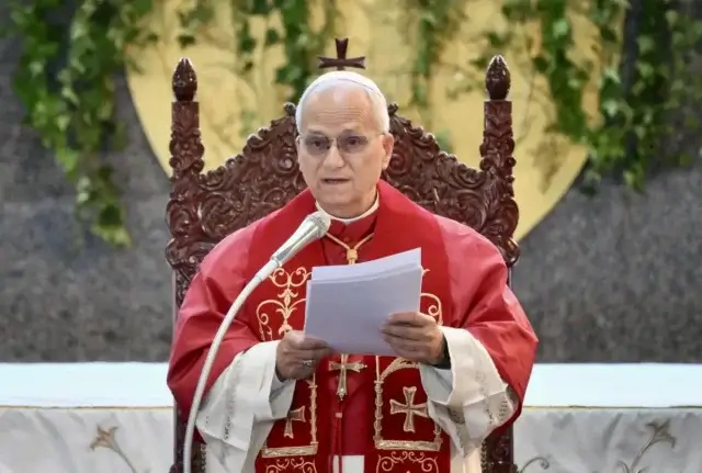 Papa pede acolhimento a migrantes que fogem de guerras