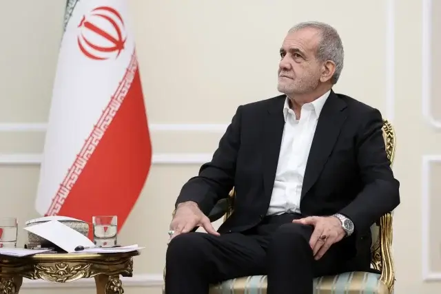 Presidente iraniano pede diálogo com manifestantes em meio a onda de protestos económicos