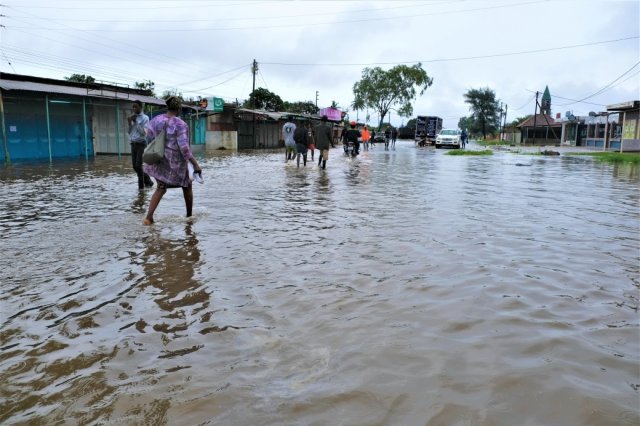 Presidente apela à colaboração para combater inundações em Nkobe