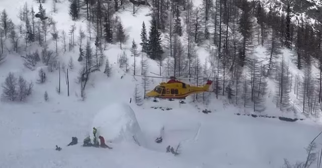 Avalanche em Courmayeur provoca mortes de dois esquiadores