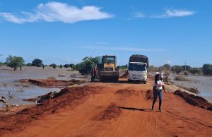 Circulação rodoviária restabelecida entre Sul e Norte, mas apenas para veículos ligeiros