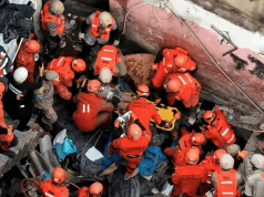 Menina de 7 anos resgatada dos escombros após desabamento no Rio de Janeiro